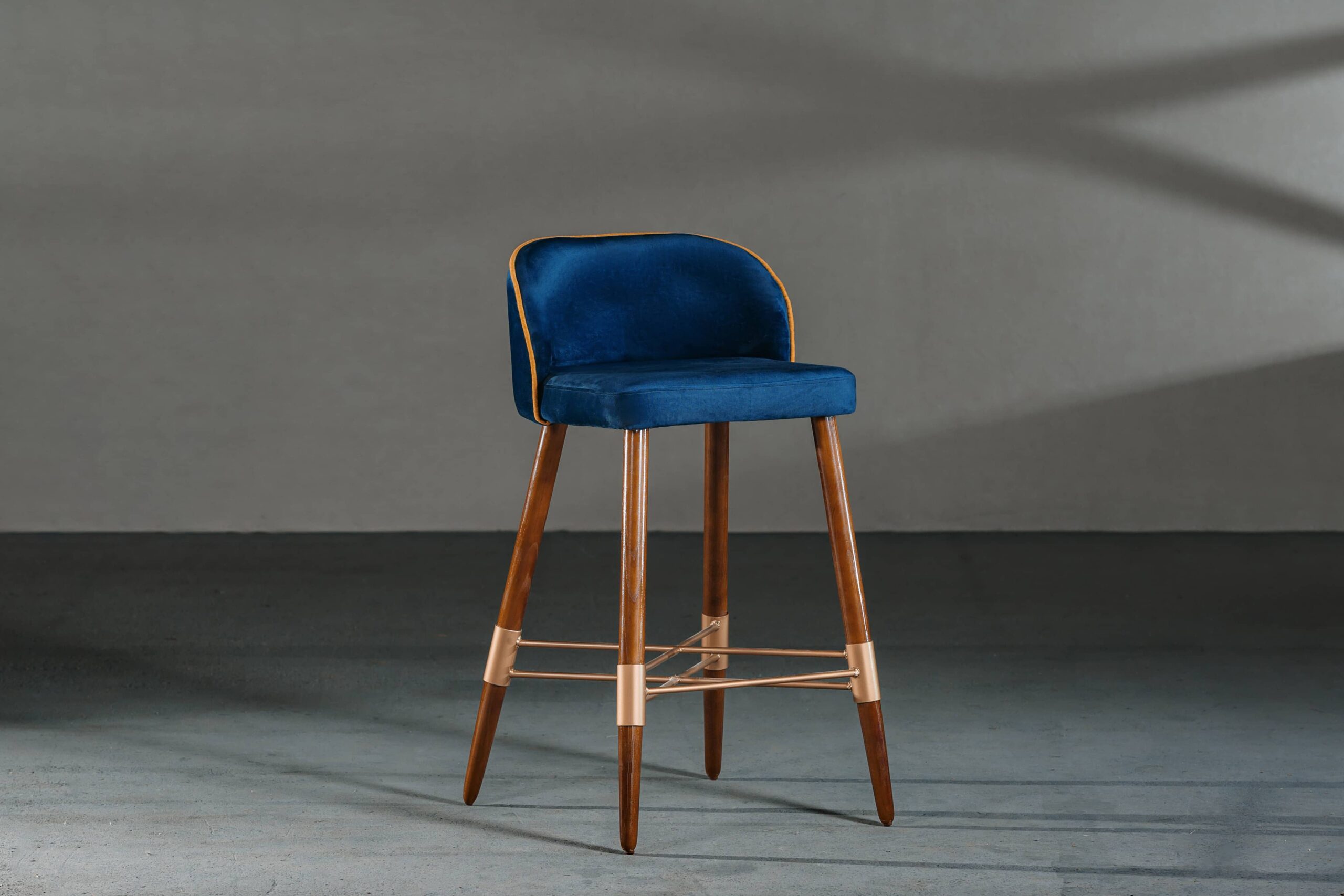 Sakarias Armchair